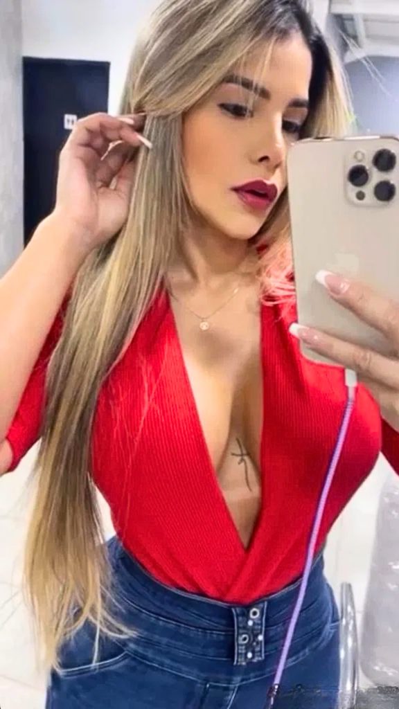Angelina | 23 años 🇨🇴