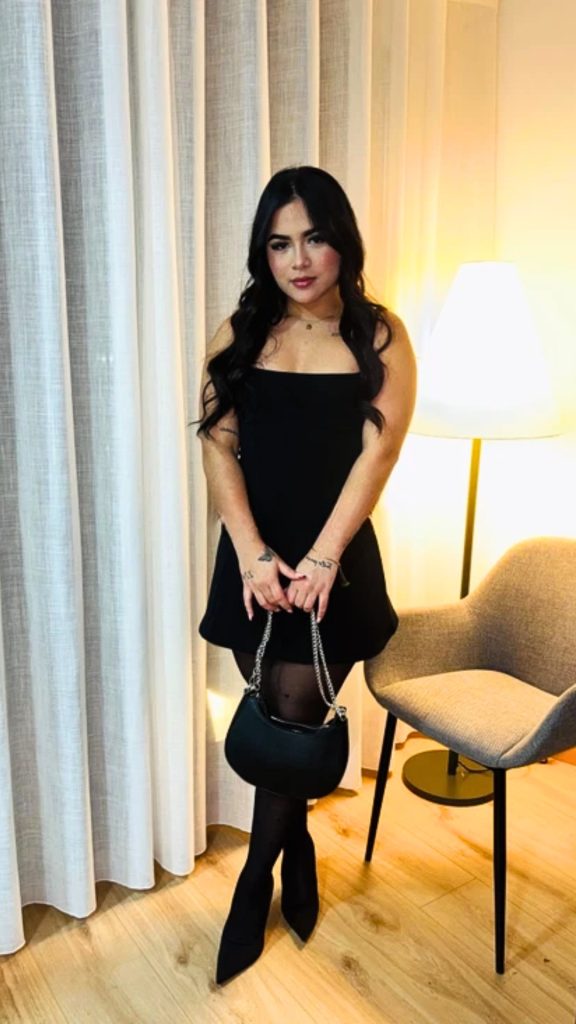 Oriana | 19 años 🇻🇪